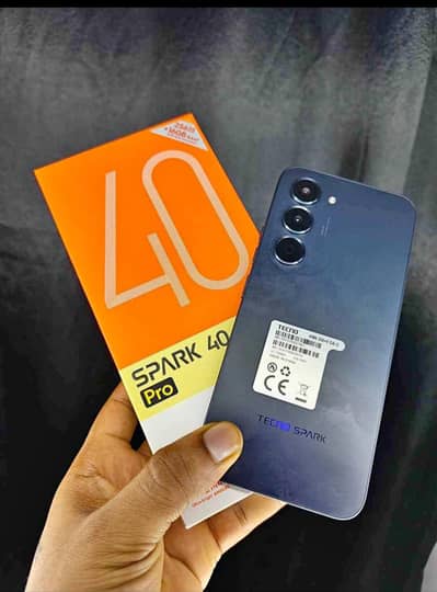 Tecno Spark 40 Pro. 8+8/256