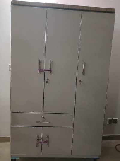 3 Door Cupboard