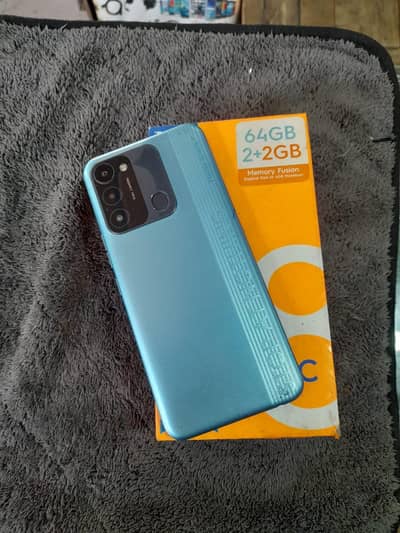 Tecno Spark 8C