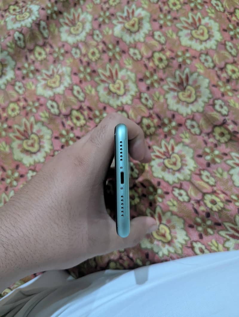 iphone 11 3