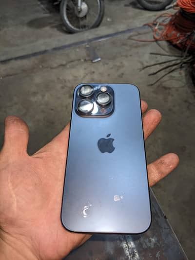 Apple iPhone 15 Pro
