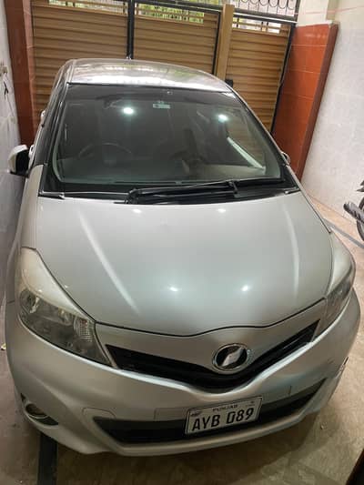 Toyota Vitz 2012
