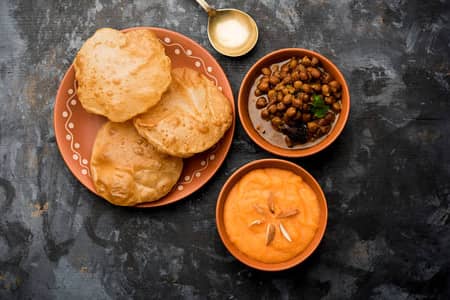 Halwa Puri Karigar