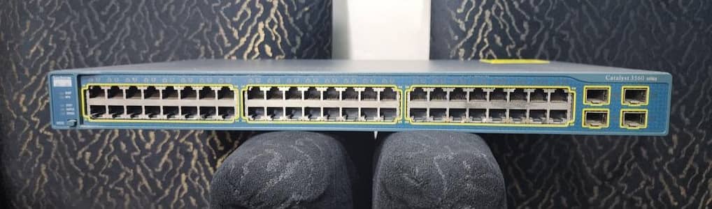 Cisco Catalyst 3560 Series Layer 3 Switch C3560-48TS-E For Sale
