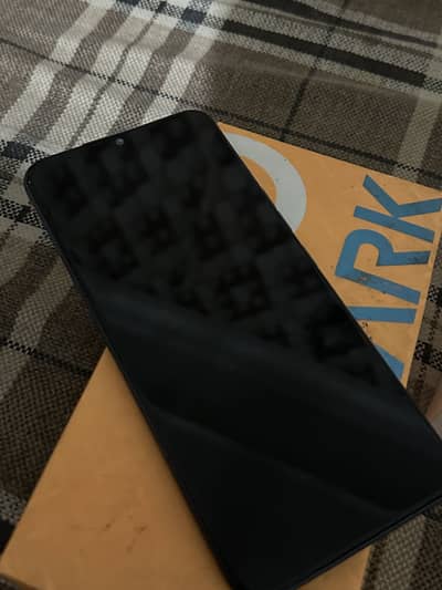 Tecno Spark 8C