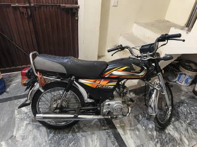 Honda CD 70 Black Color