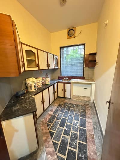 6 Marla Ground portion for Rent(Cavalry EXt)