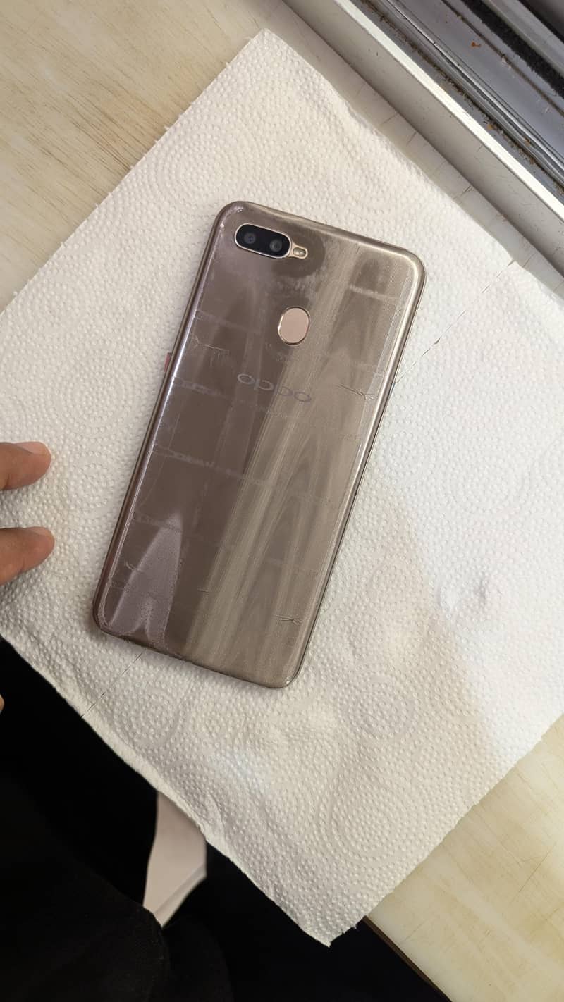 Oppo A7 1