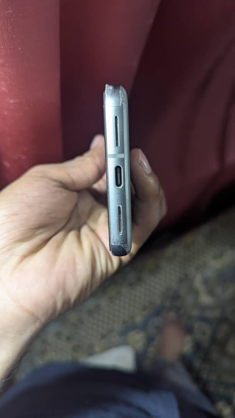 Google Pixel 8 0