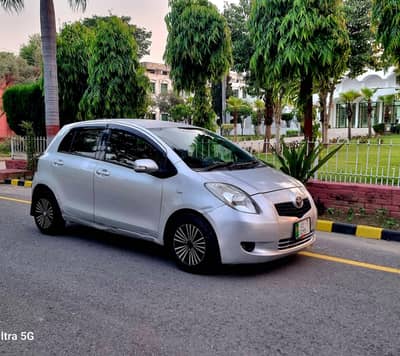 Toyota Vitz 2011
