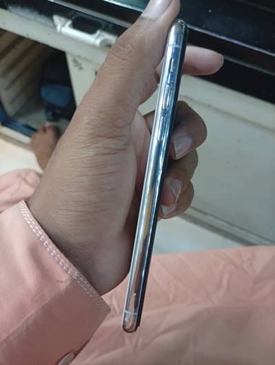 Apple iPhone XS PTA Approved 64 GB Battery halt 73%