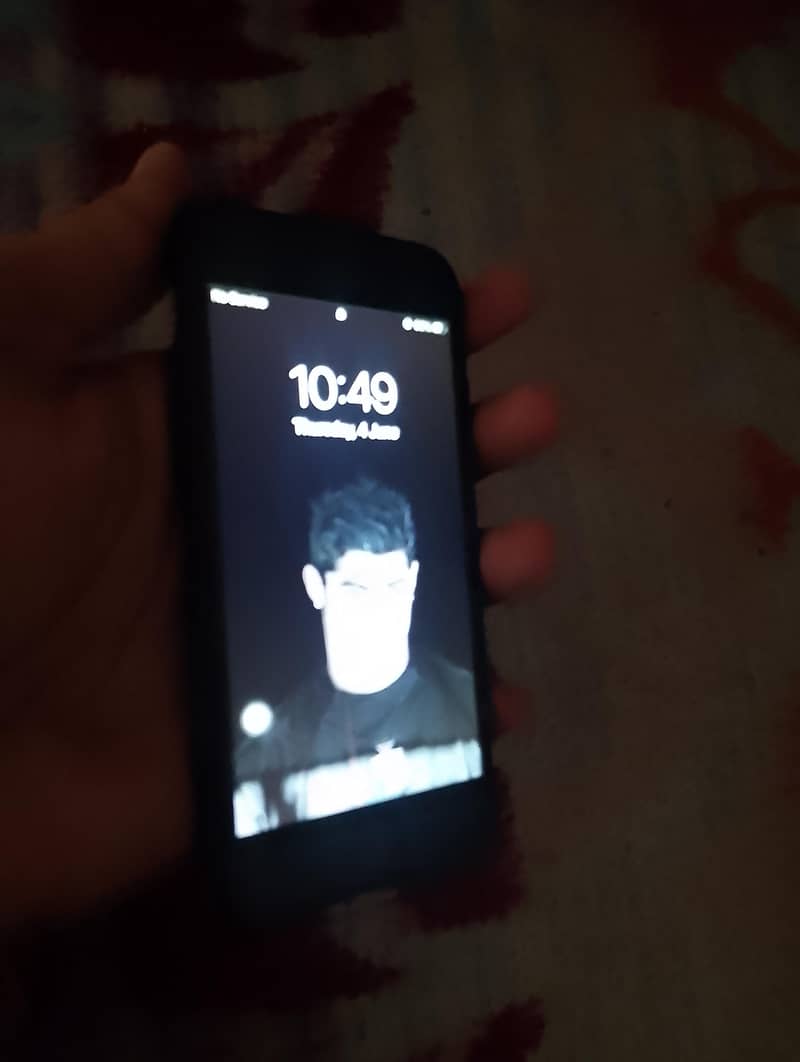 Apple iPhone 7 2