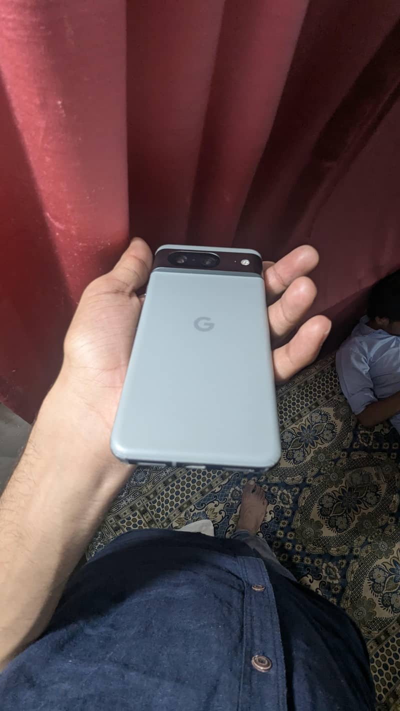 Google Pixel 8 3