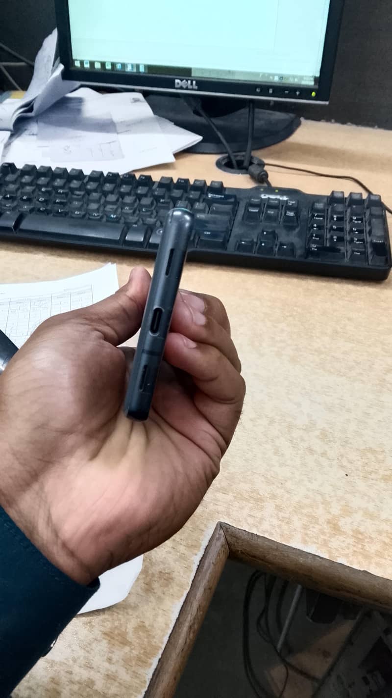 Google Pixel 7a 5