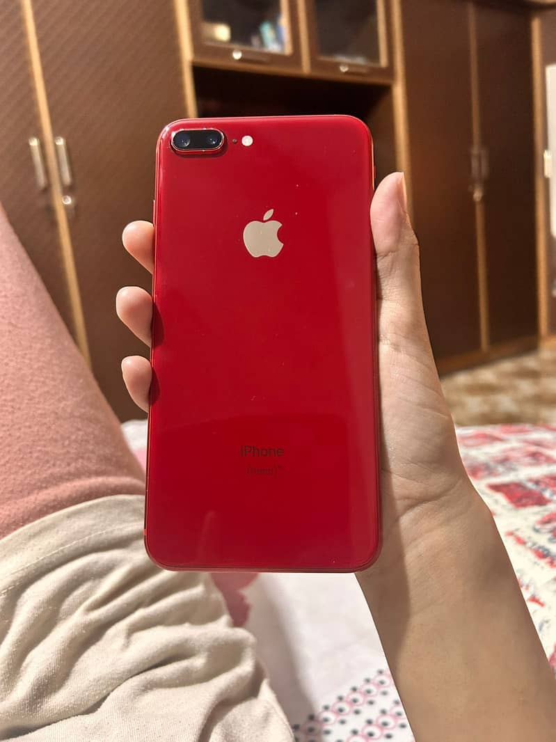 Apple iPhone 8 Plus 0