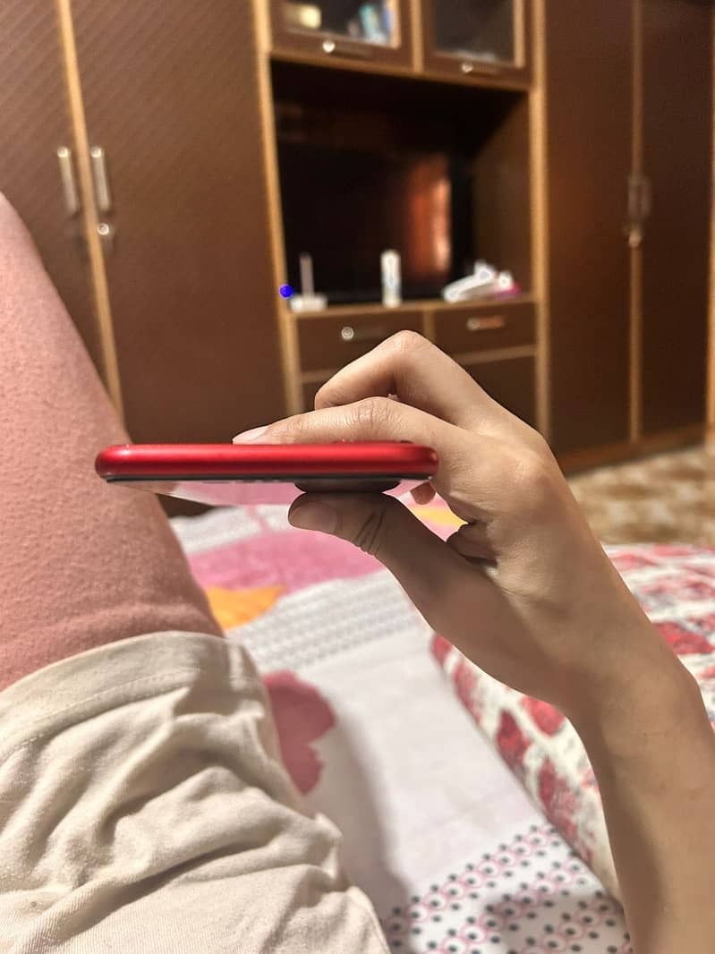 Apple iPhone 8 Plus 1