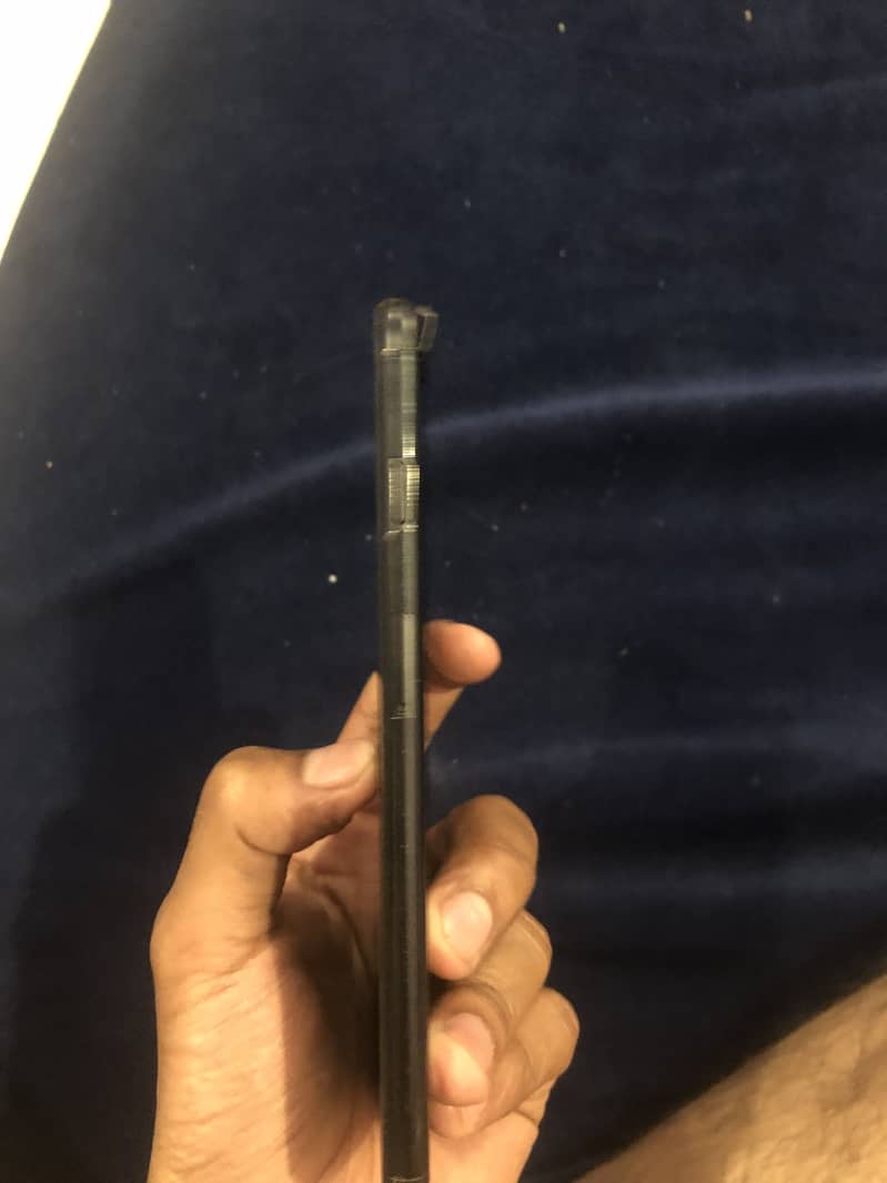 Apple iPhone 7 Plus 3