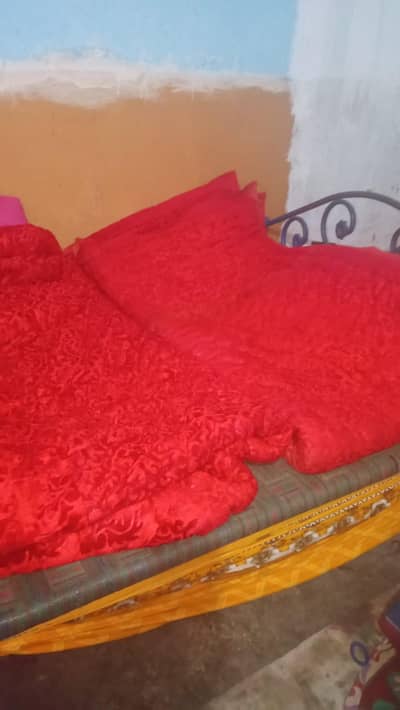 Bed sheet and case