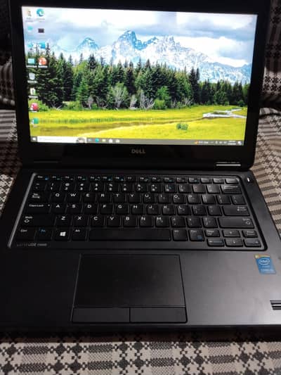 Dell Latitude E5250 | Core i5 5th Gen | 8GB RAM | Touch Screen