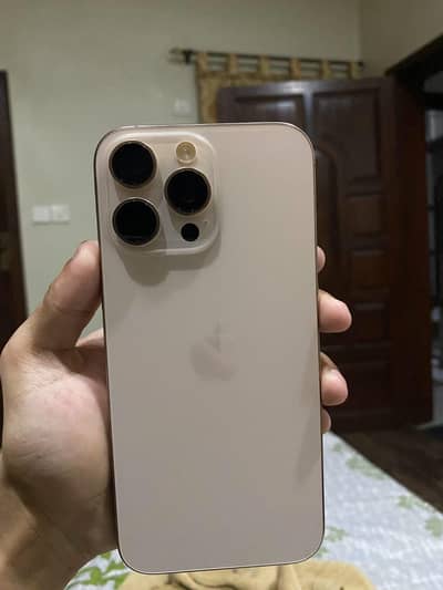 Apple iPhone 16 Pro Max