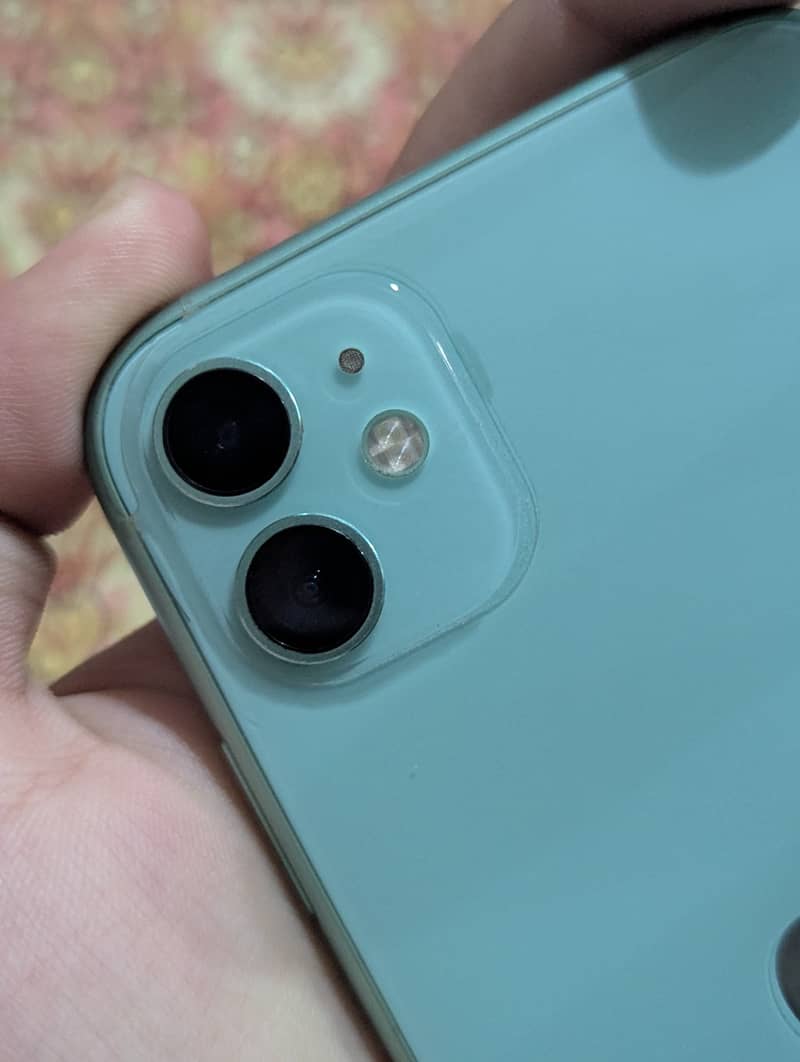 Apple iPhone 11 5