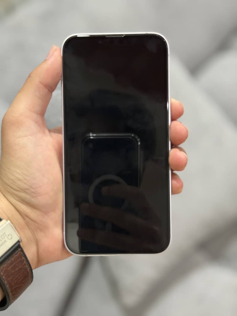 iPhone 14 jv 1