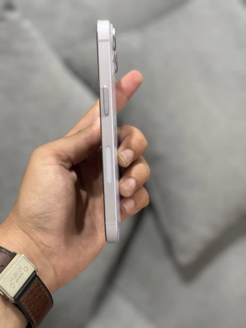 iPhone 14 jv 3