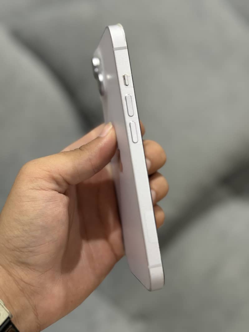 iPhone 14 jv 4
