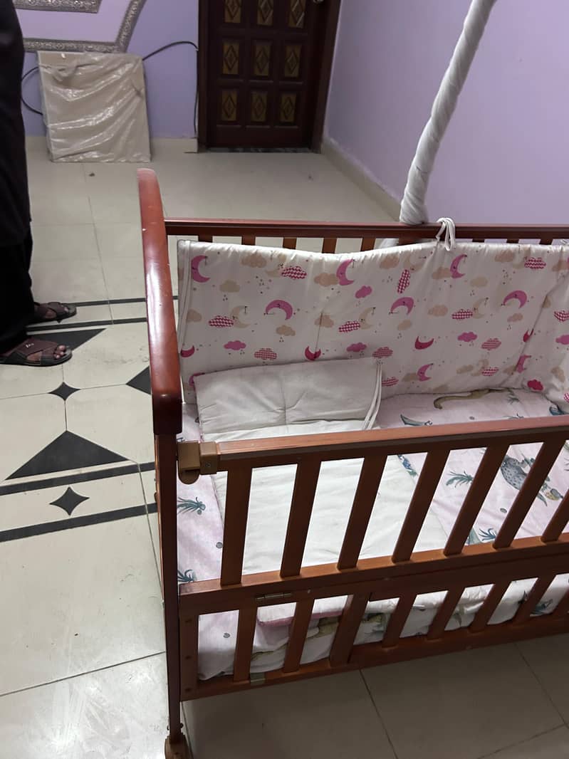 kids cot 1