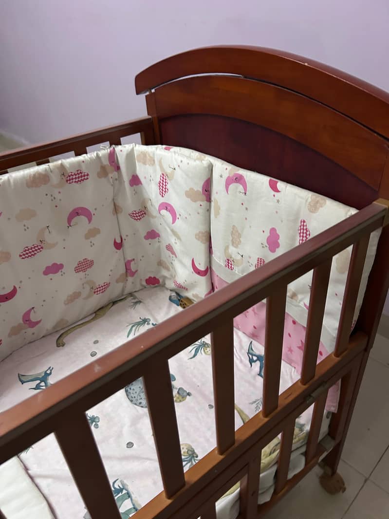 kids cot 2
