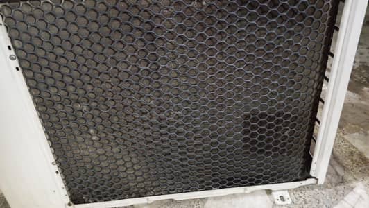 dawlace non inverter a c full ok condition 15 ft pepe ke sath
