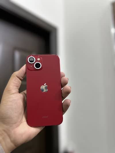 Apple iPhone 13