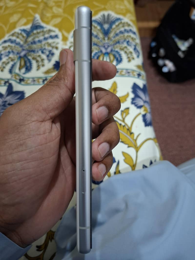 Google Pixel 7a 1