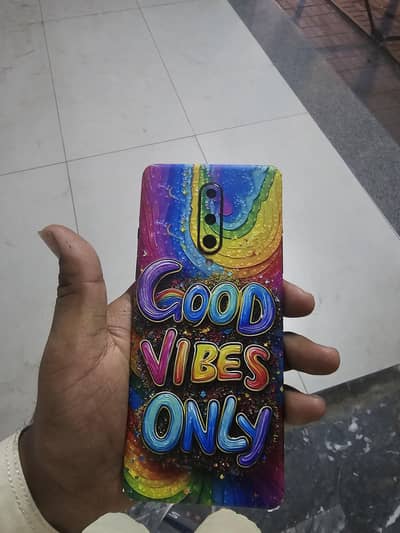 One Plus 8 pta approved 8/128 urgent sale
