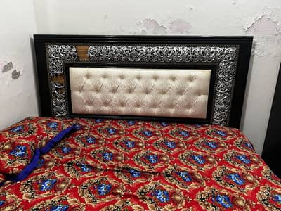 Double bed without mattress