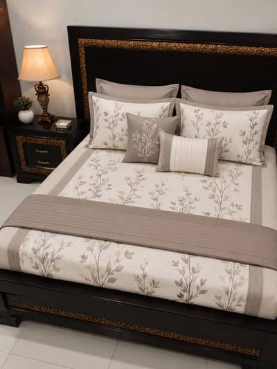 King size bed with side tables & dresser