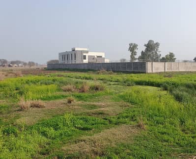 17 Marla Prime Entrance Plot | Commercial + Residential Use