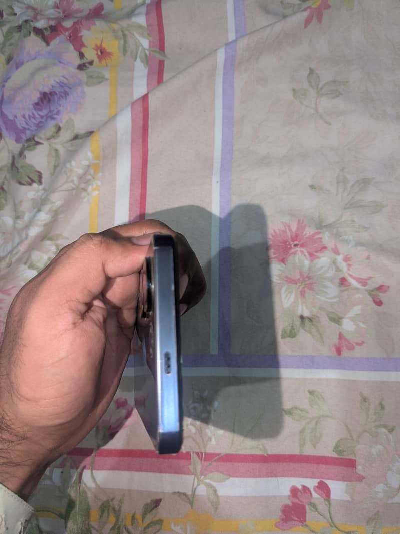 Tecno CAMON 20 2
