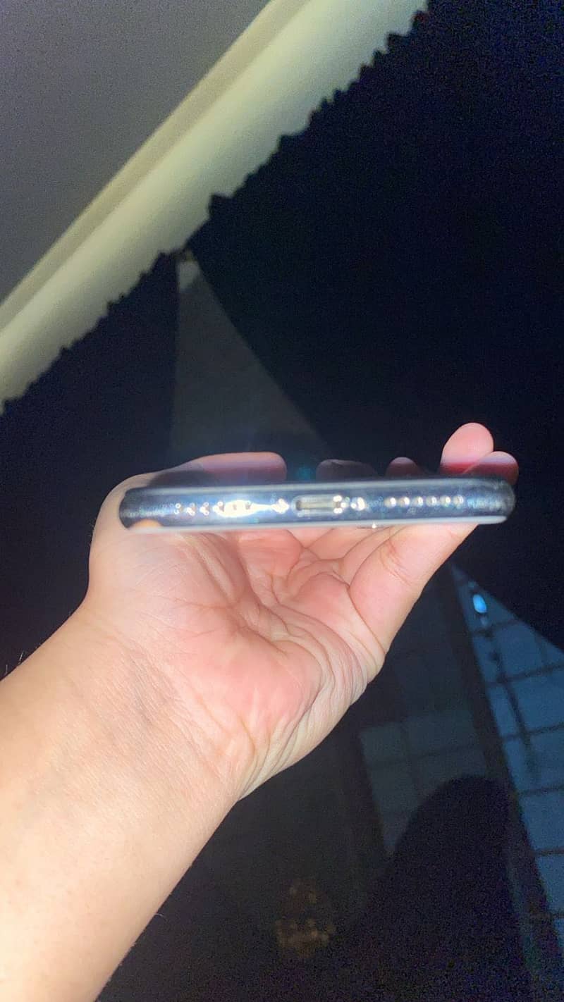 Apple iPhone X 1