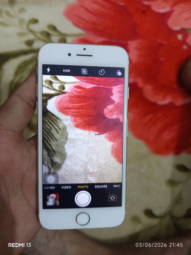 Apple iPhone 7 1