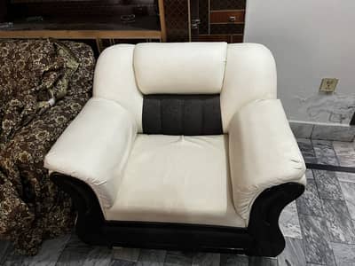5 seater sofa set with center table and teapoy