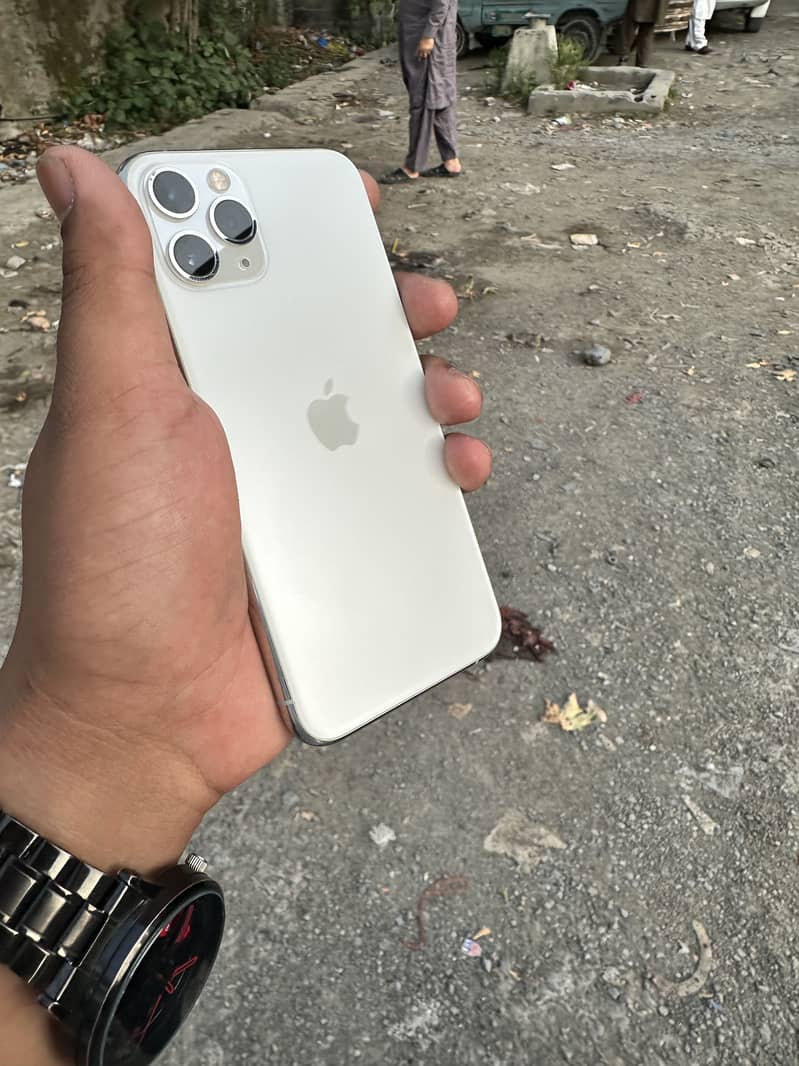 iPhone 11pro 6