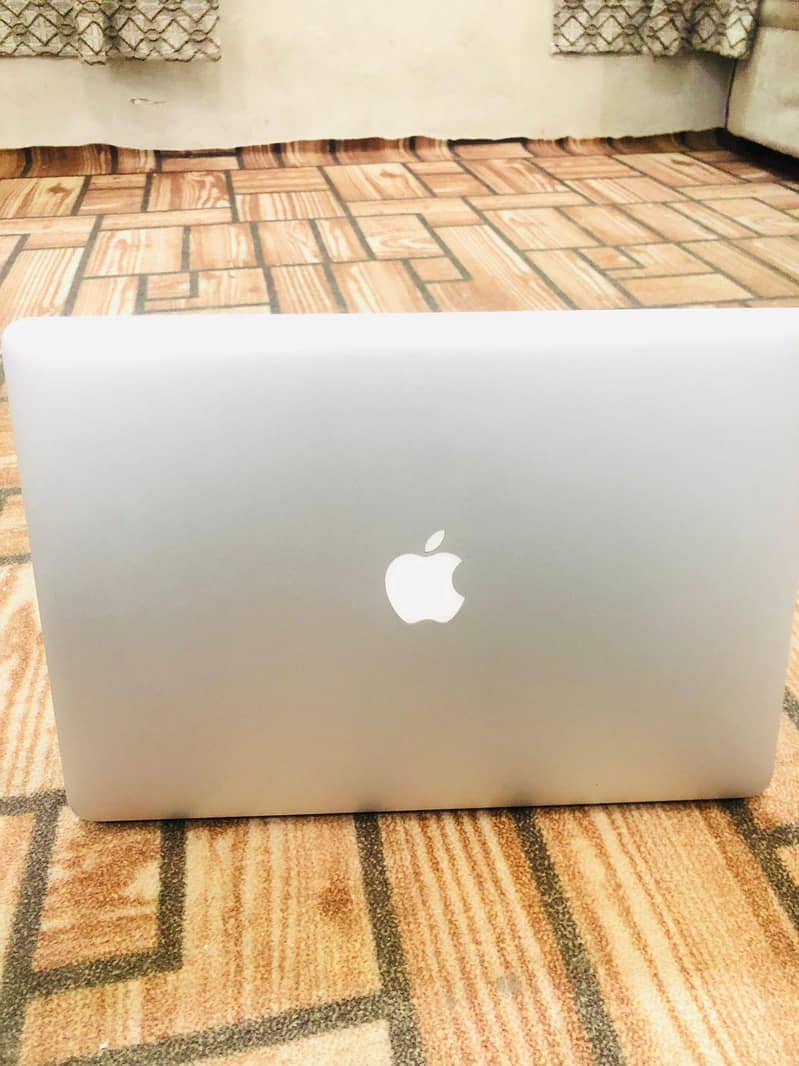 Macbook pro 2015 2