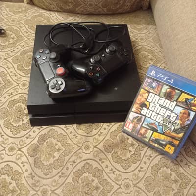 Sony PS4 fat non jailbreak new condition with 2 controller original