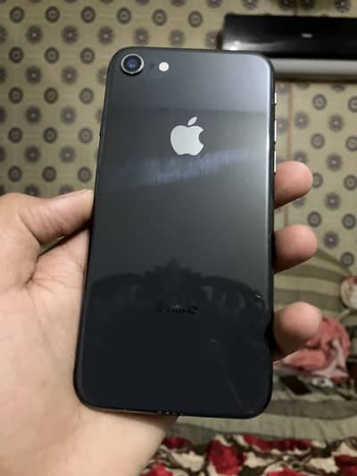 Apple iPhone 8