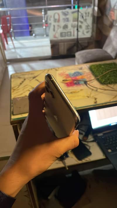 Apple iPhone 11 Pro Max