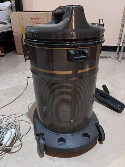 Sanyo vacume cleaner BSC 1300 W- 1 Unit