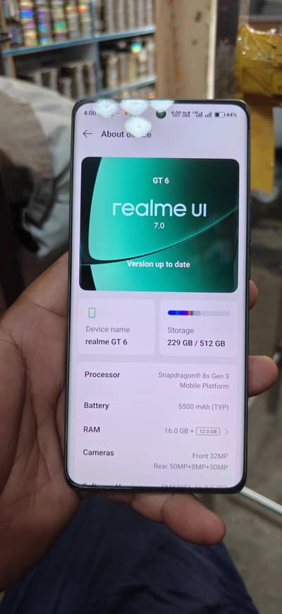 Realme GT 6