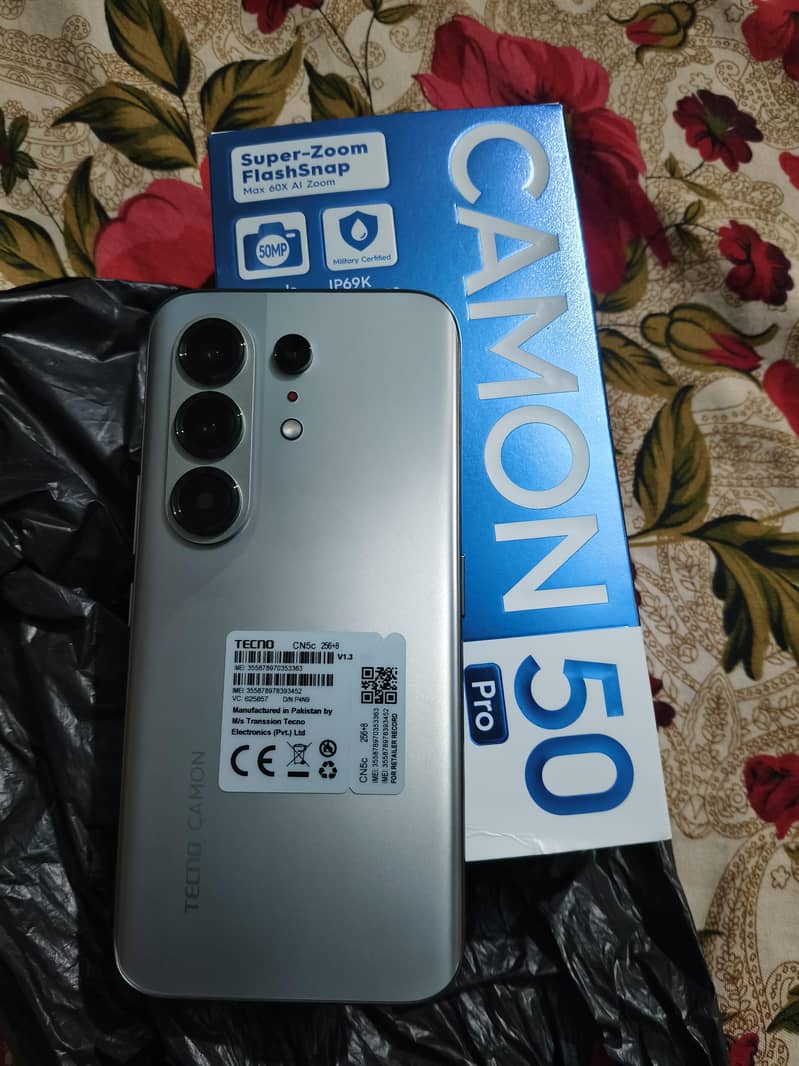 Tecno CAMON 40 Pro 0