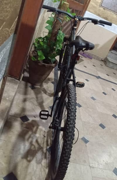 Correro mountain bike . import from UK. phone number 0333-1596182.